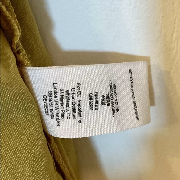 NWT Free People Dance the Night Away Yellow Velvet Wrap Skort Short SZ 4 Ret.$78 - Picture 8 of 9